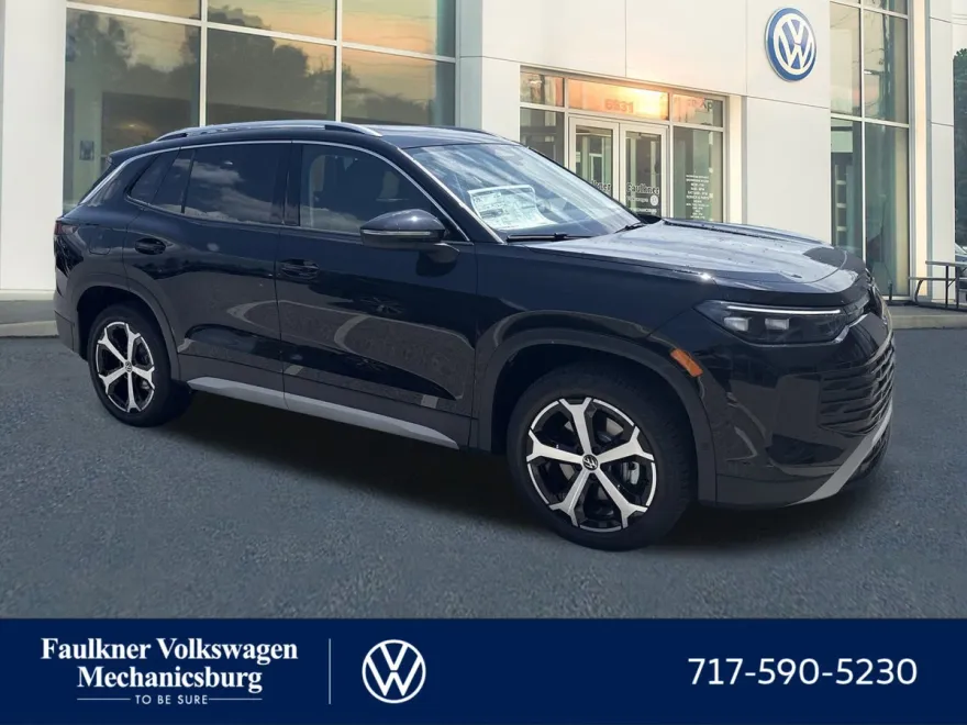 2025 Volkswagen Tiguan SE photo 1