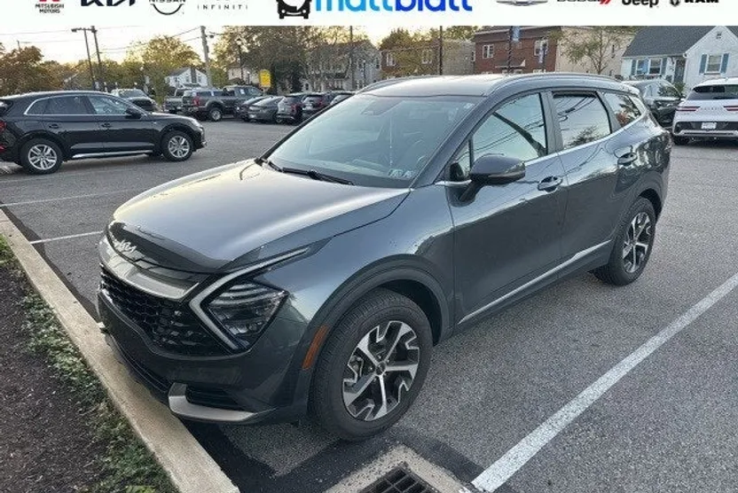 2024 Kia Sportage EX photo 1