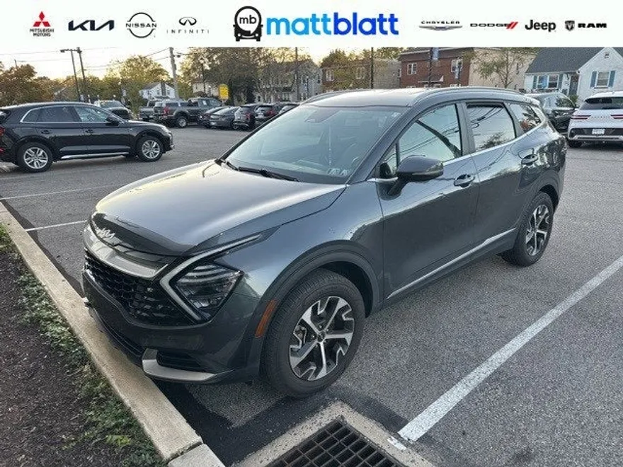 2024 Kia Sportage EX photo 1
