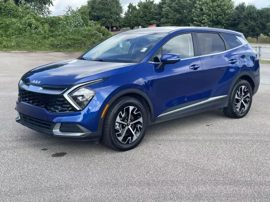 2023 Kia Sportage EX photo 1