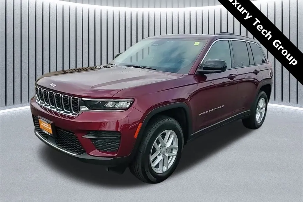 2025 Jeep Grand Cherokee Laredo X photo 1