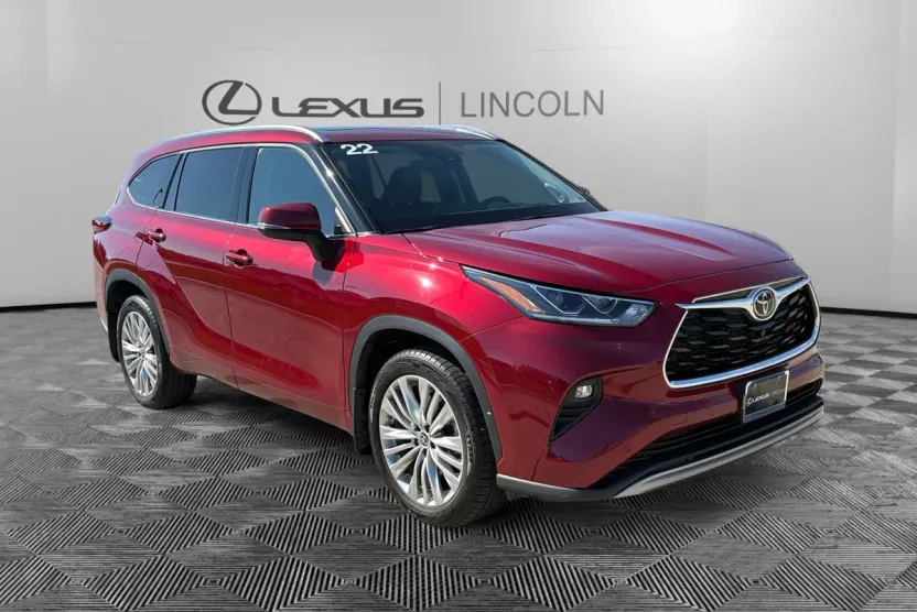 2022 Toyota Highlander Platinum photo 1
