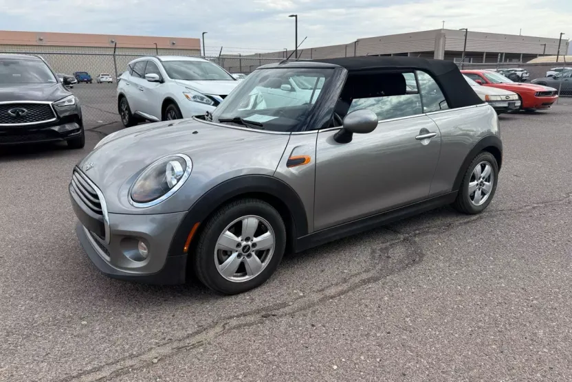 2019 Mini Cooper Convertible Signature photo 1