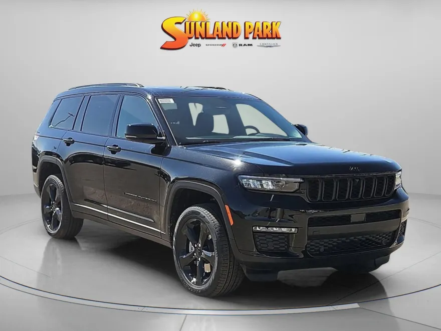 2025 Jeep Grand Cherokee Limited photo 1