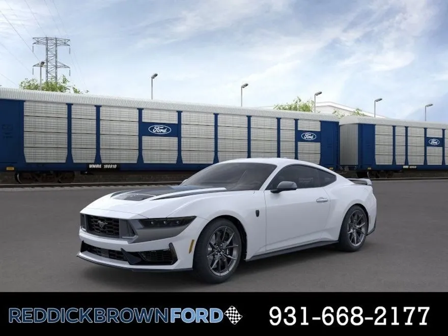 2025 Ford Mustang Dark Horse photo 1