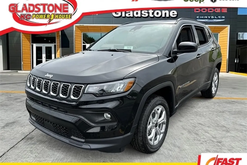 2025 Jeep Compass Latitude photo 1