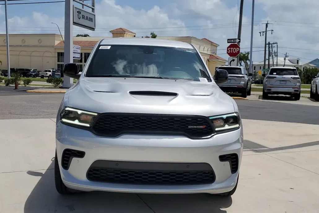 2025 Dodge Durango R/T photo 1