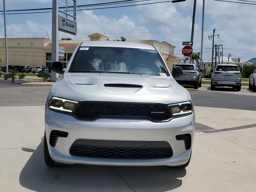 2025 Dodge Durango R/T photo 1