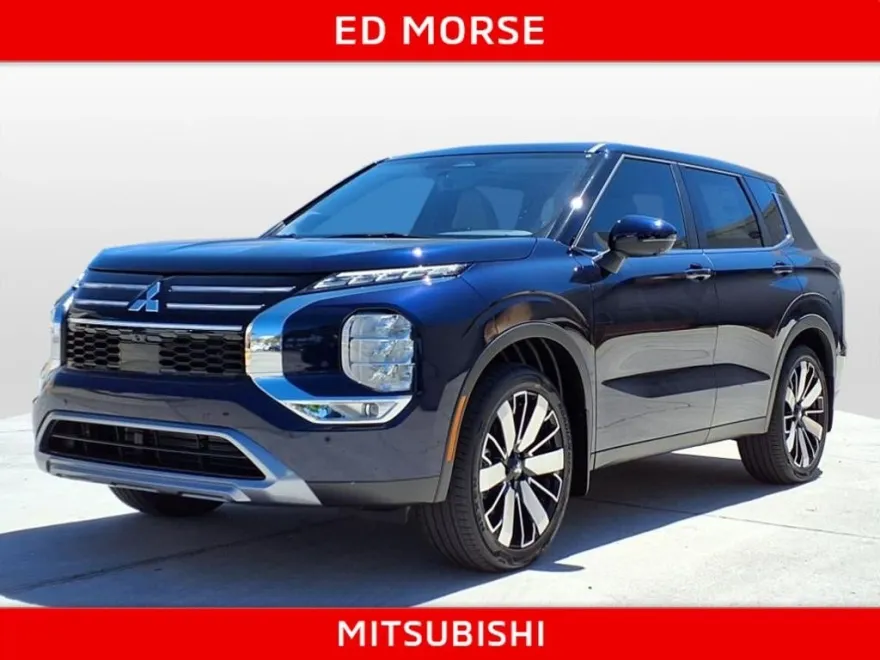 2025 Mitsubishi Outlander SE photo 1
