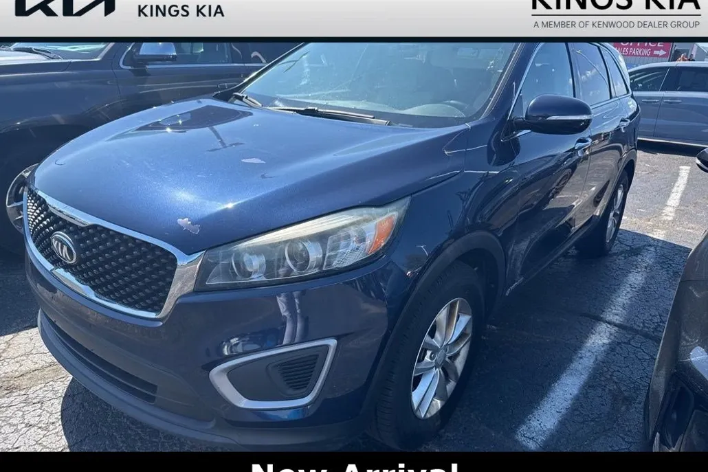 2017 Kia Sorento LX V6 photo 1