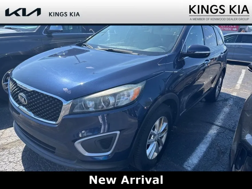 2017 Kia Sorento LX V6 photo 1