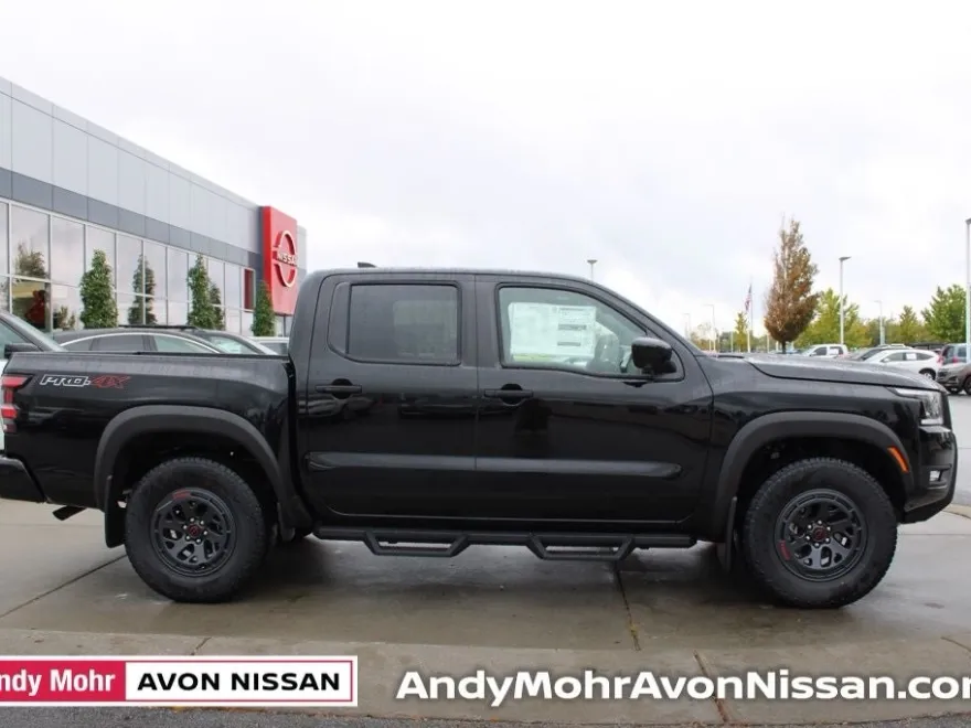 2026 Nissan Frontier Crew Cab PRO-4X photo 1