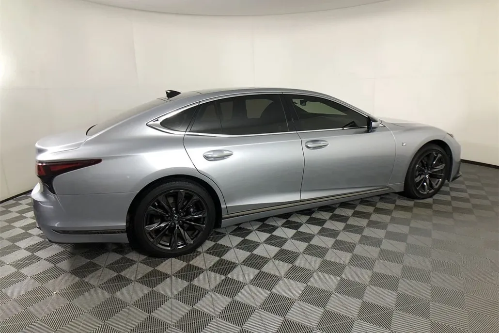 2022 Lexus LS 500 F SPORT photo 1