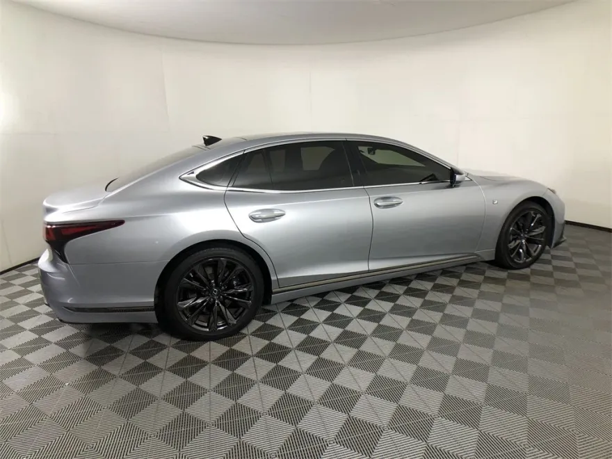 2022 Lexus LS 500 F SPORT photo 1