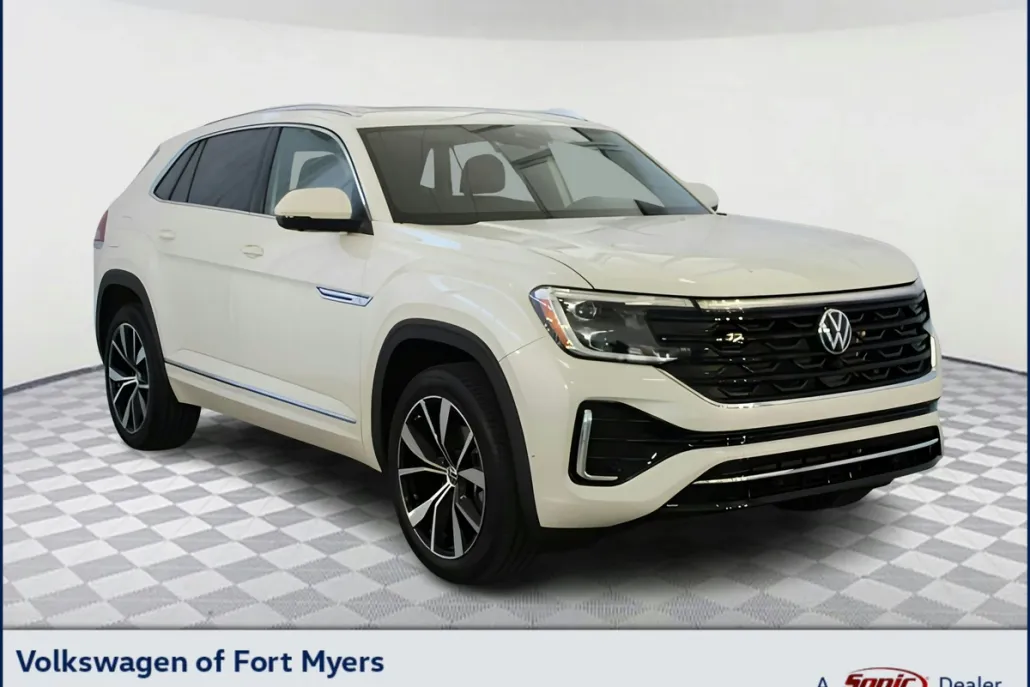 2025 Volkswagen Atlas Cross Sport SEL Premium R-Line photo 1