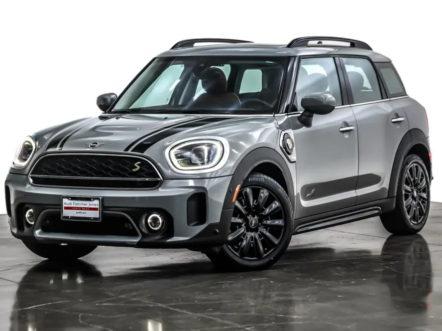2023 Mini Countryman SE ALL4 photo 1