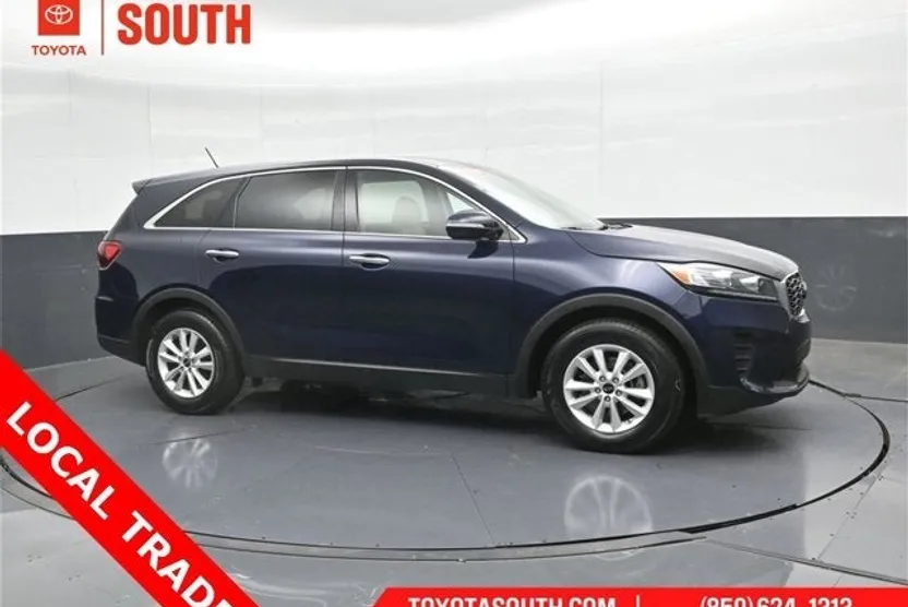 2020 Kia Sorento LX photo 1