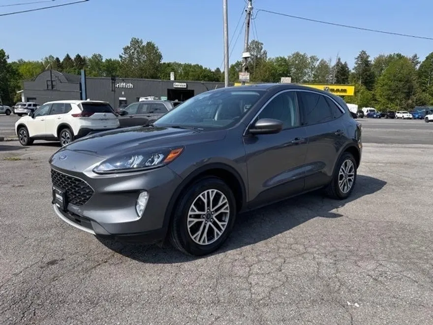 2022 Ford Escape SEL photo 1