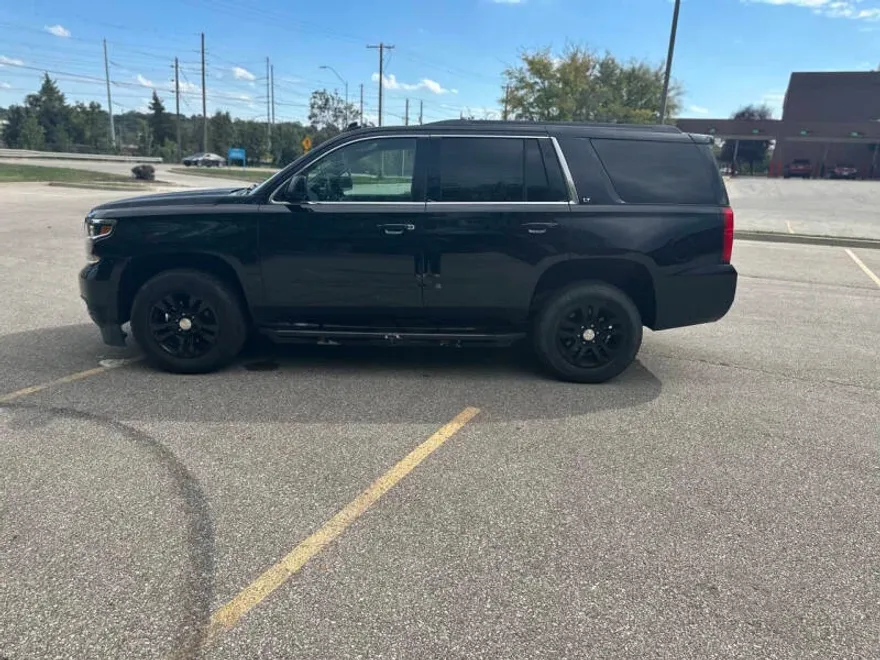 2015 Chevrolet Tahoe LT photo 1