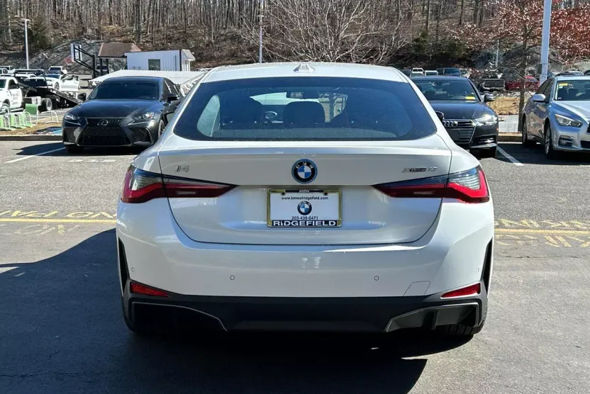 2025 Bmw i4 xDrive40 photo 1