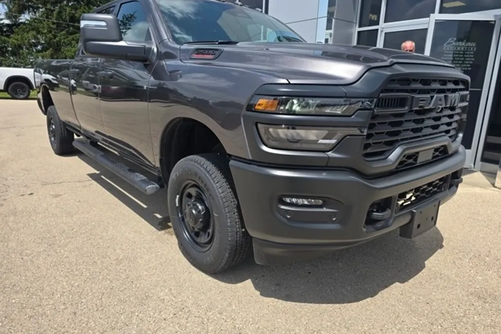 2025 Ram 2500 Tradesman photo 1