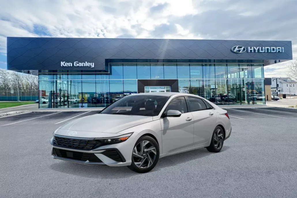 2025 Hyundai Elantra Limited photo 1
