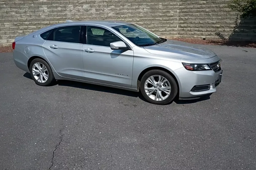 2015 Chevrolet Impala 2LT photo 1