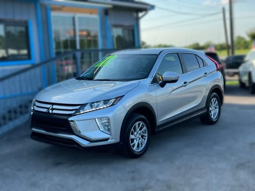 2019 Mitsubishi Eclipse Cross ES photo 1