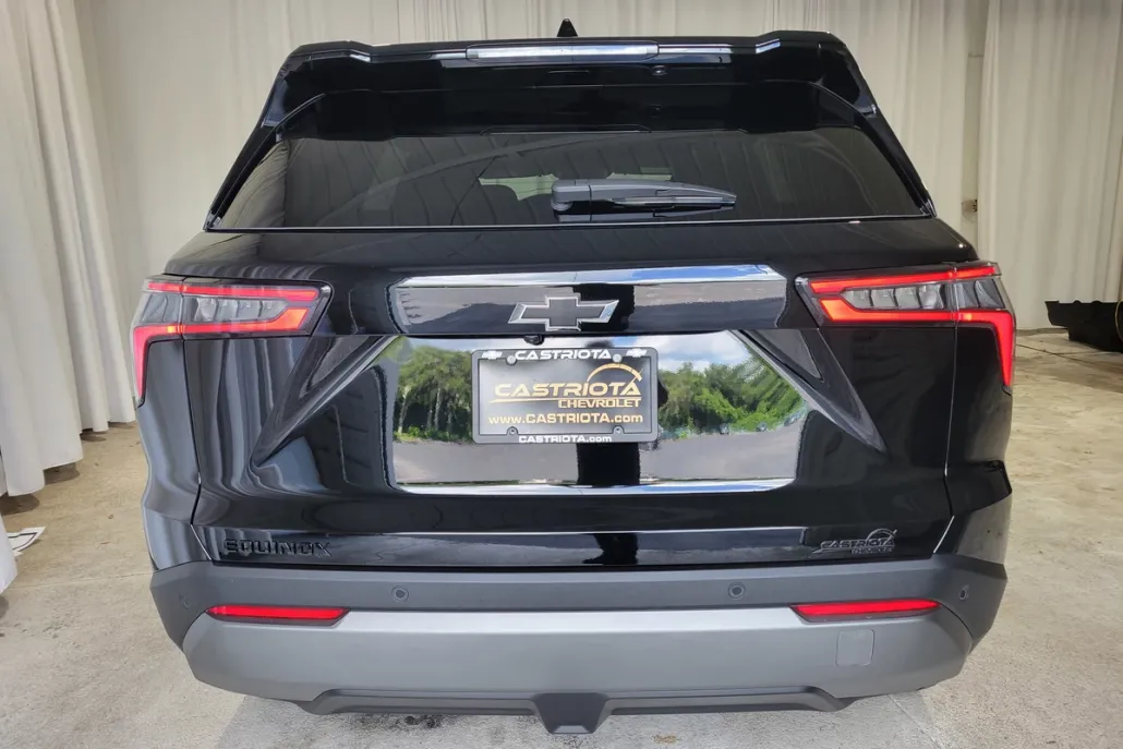 2026 Chevrolet Equinox photo 1