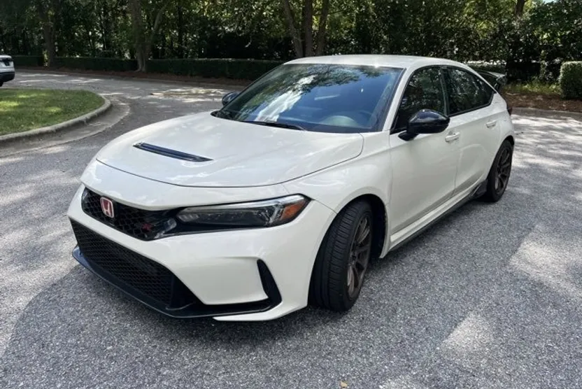 2025 Honda Civic Type R photo 1
