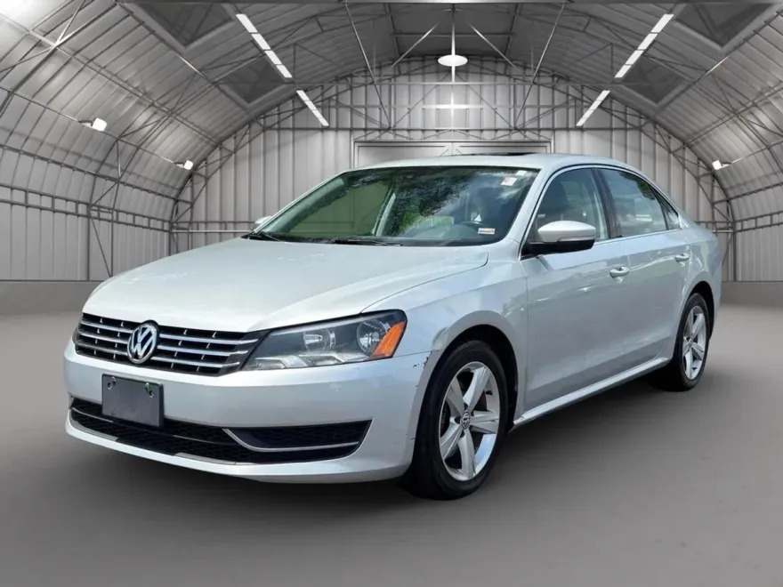 2013 Volkswagen Passat TDI photo 1