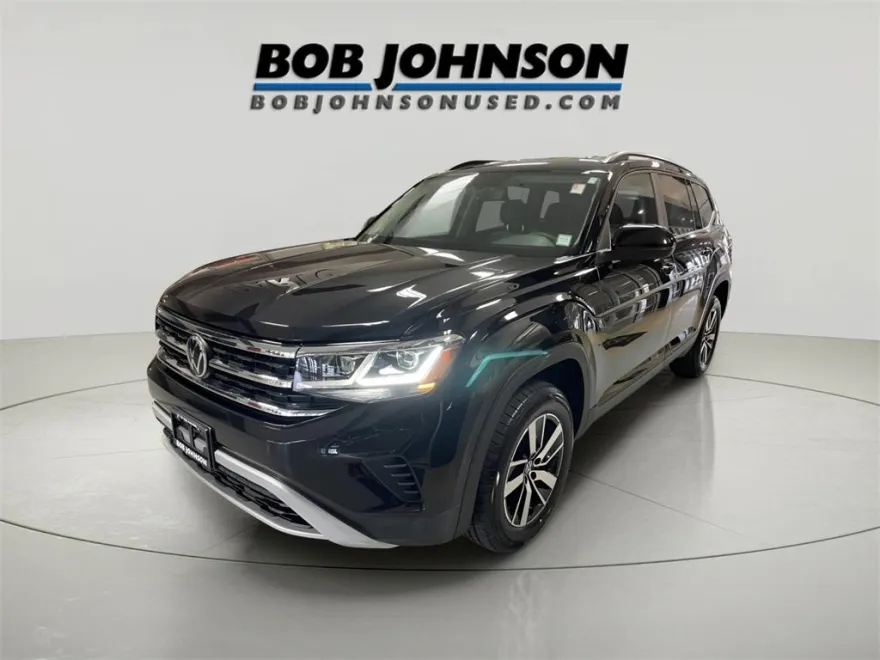 2022 Volkswagen Atlas SE photo 1