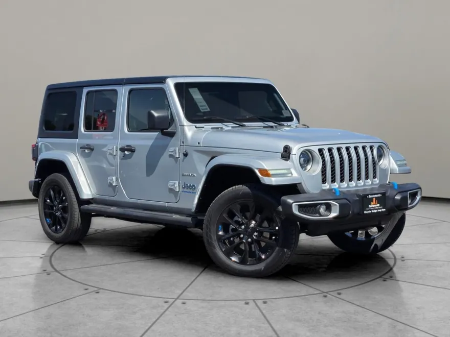 2023 Jeep Wrangler Sahara 4xe photo 1