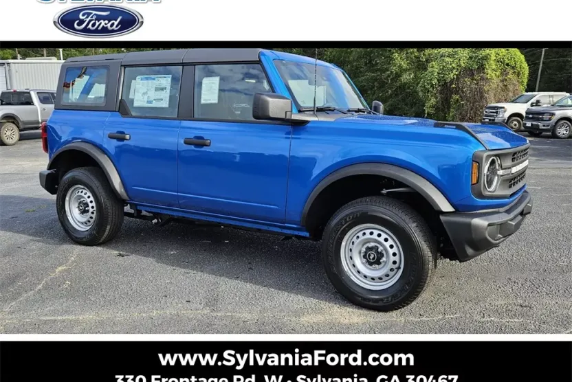 2025 Ford Bronco Base photo 1