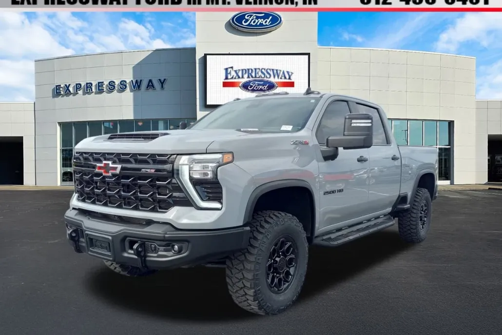 2024 Chevrolet Silverado 2500HD ZR2 photo 1
