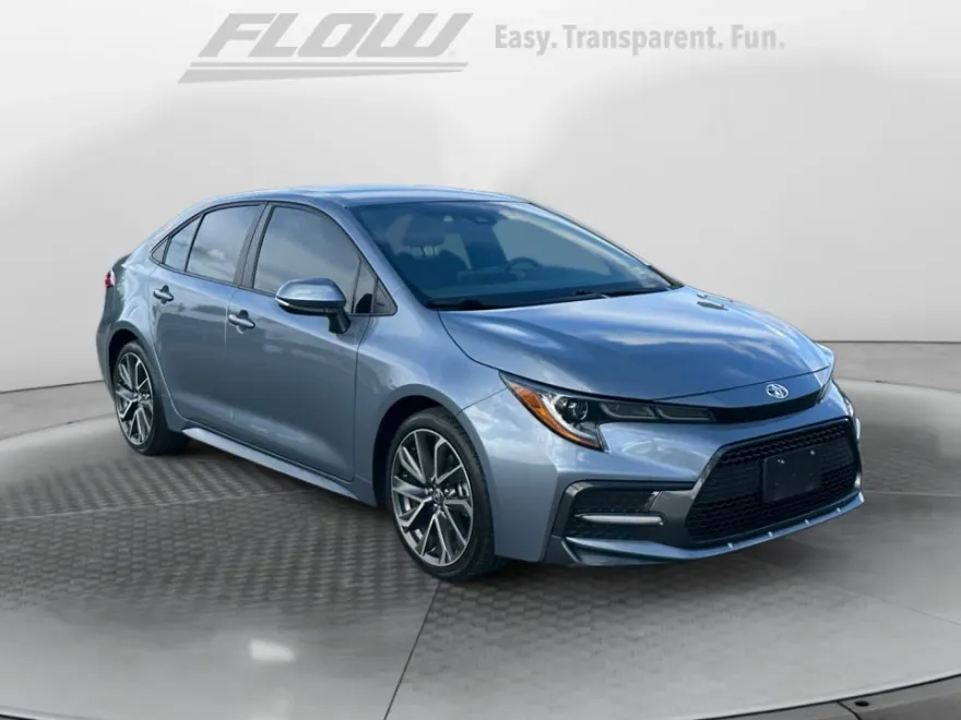 2022 Toyota Corolla SE photo 1