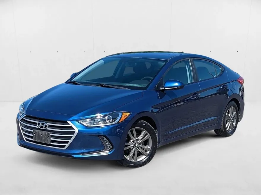 2017 Hyundai Elantra Value Edition photo 1