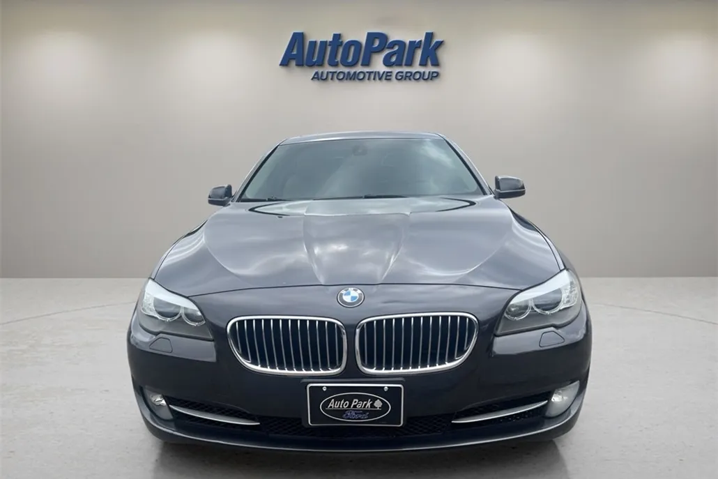 2011 Bmw 535i xDrive photo 1