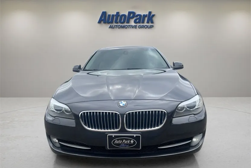 2011 Bmw 535i xDrive photo 1