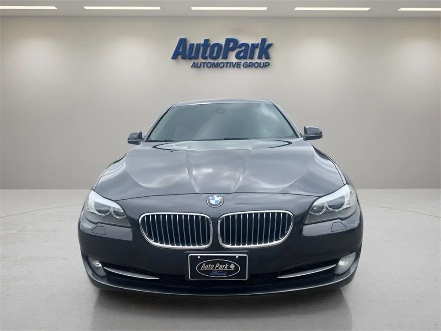 2011 Bmw 535i xDrive photo 1