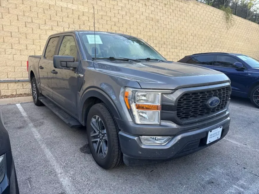 2022 Ford F-150 XL photo 1