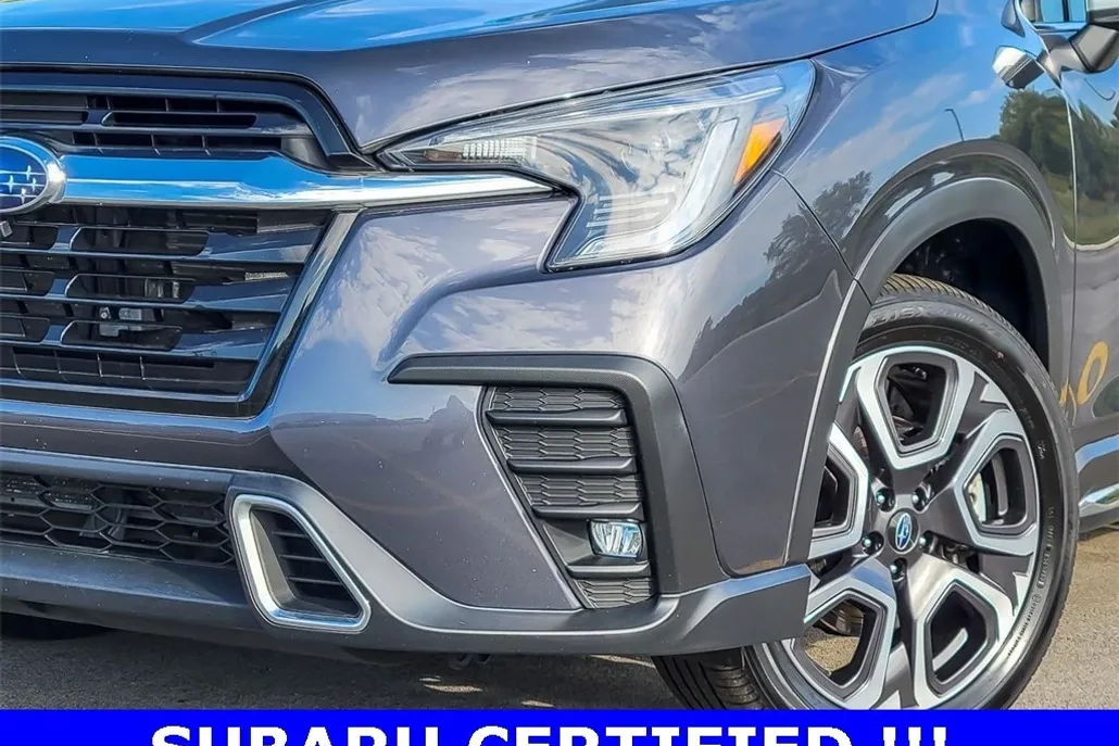 2023 Subaru Ascent Touring photo 1