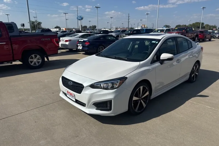 2019 Subaru Impreza 2.0i Sport photo 1