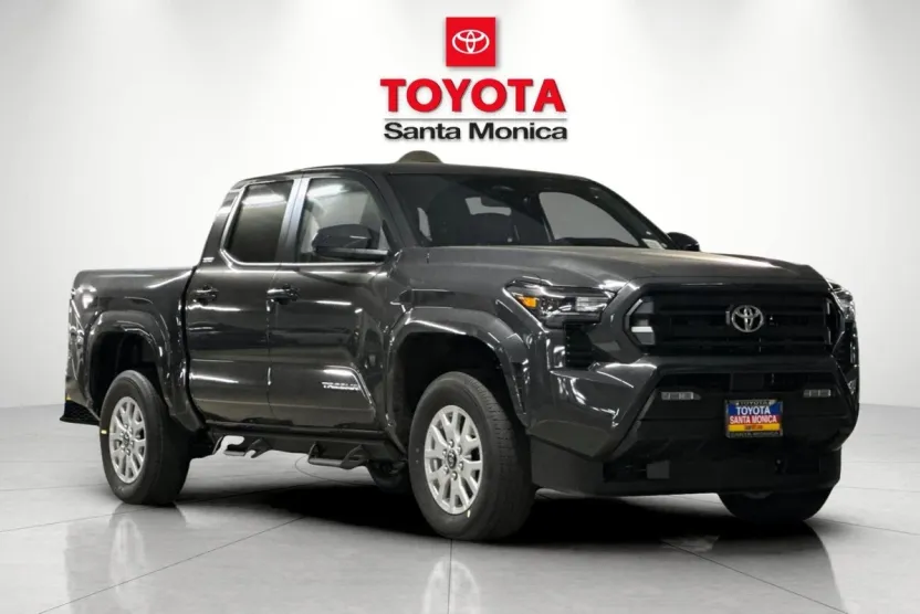 2025 Toyota Tacoma SR5 4x4 Double Cab photo 1