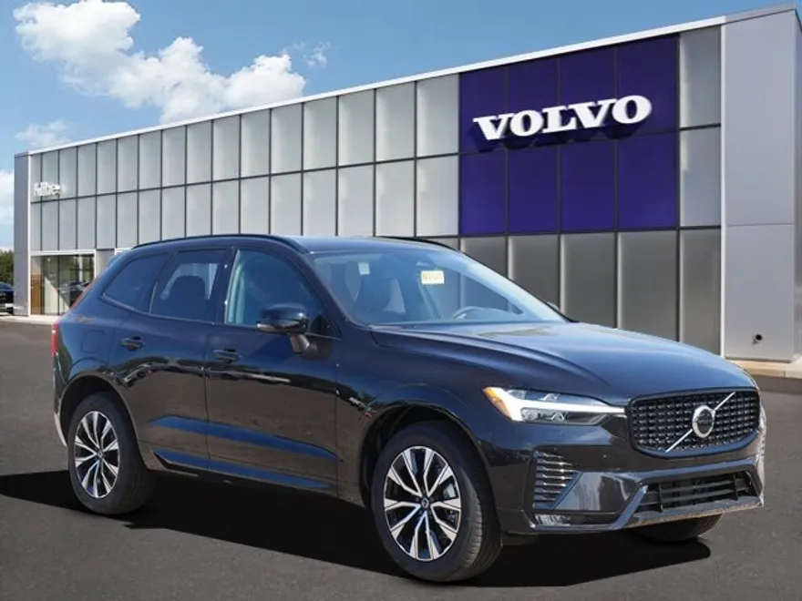 2025 Volvo XC60 B5 Core photo 1
