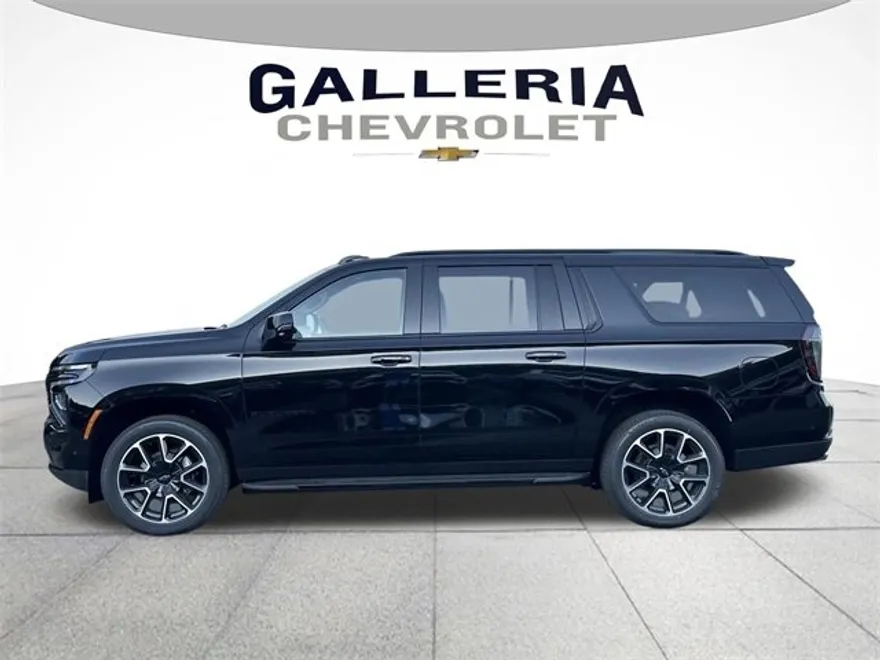 2026 Chevrolet Suburban RST photo 1