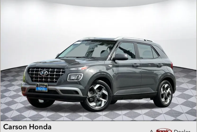 2023 Hyundai Venue SEL photo 1