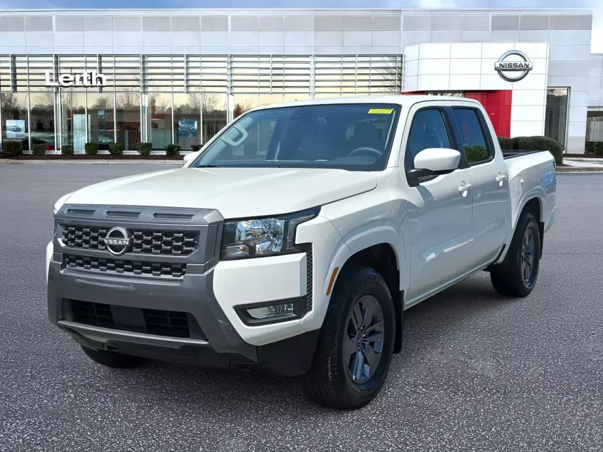 2025 Nissan Frontier SV photo 1
