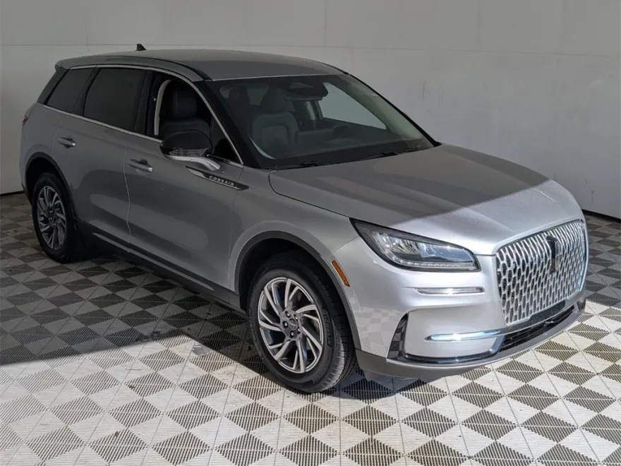 2024 Lincoln Corsair Premiere photo 1