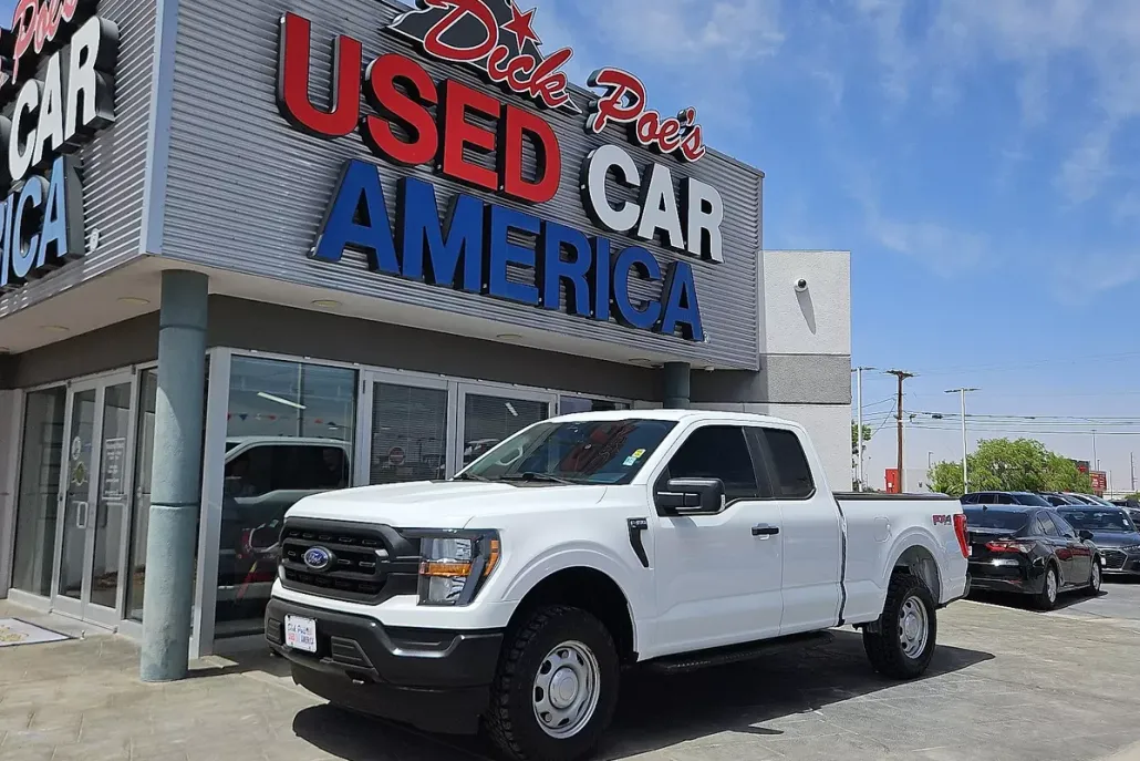 2023 Ford F-150 XL photo 1